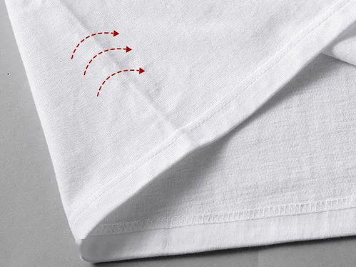 別在買t恤這件事上多花冤枉錢了,大多數(shù)的衣服變黃不修身,大多是廠家在這個地方?jīng)]良心